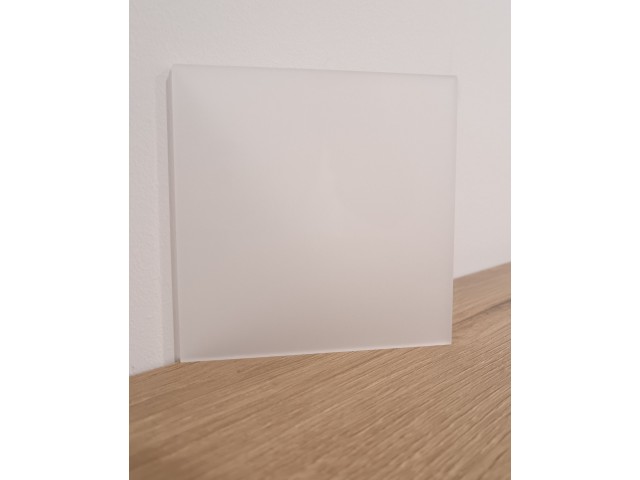 PLEKSI STEKLO, opal, deb: 3 mm